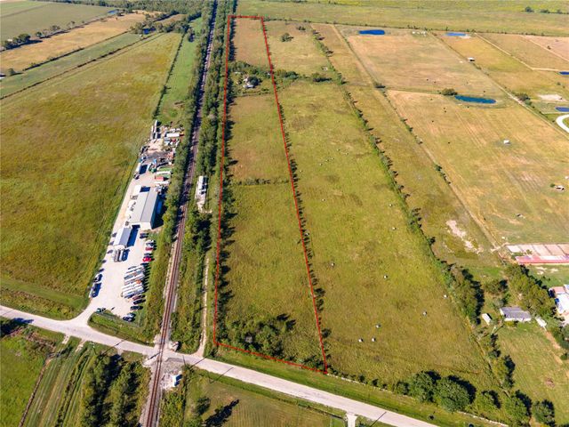 1207 County Road 615, Dayton, TX 77535