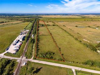 1207 County Road 615, Dayton, TX 77535