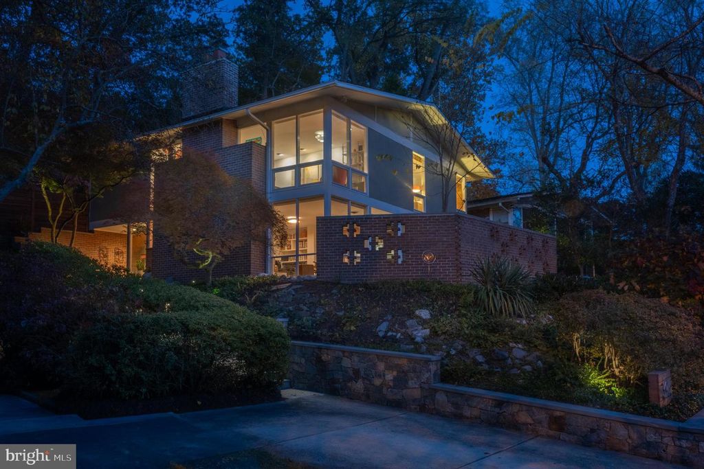 3915 RICKOVER RD, Silver Spring, MD 20902