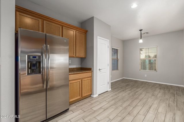 25617 N 107TH Glen, Peoria, AZ 85383