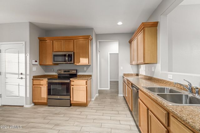 25617 N 107TH Glen, Peoria, AZ 85383