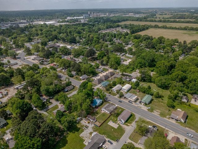 1012 N Main St, Jonesboro, AR 72401