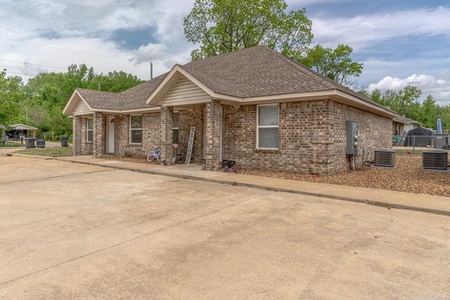 1012 N Main St, Jonesboro, AR 72401