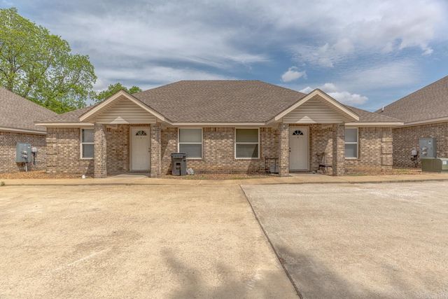 1012 N Main St, Jonesboro, AR 72401