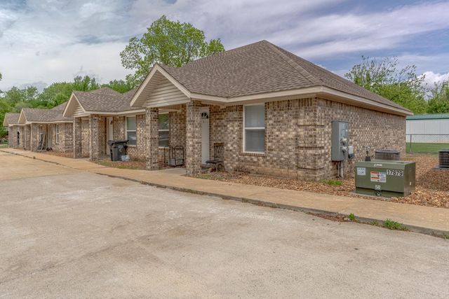 1012 N Main St, Jonesboro, AR 72401
