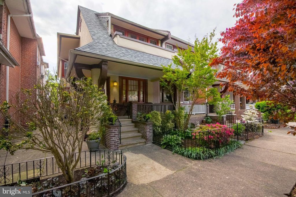 2526 S CLEVELAND ST, Philadelphia, PA 19145