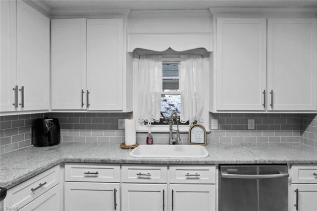 311 Balsam Drive, Lexington, NC 27292