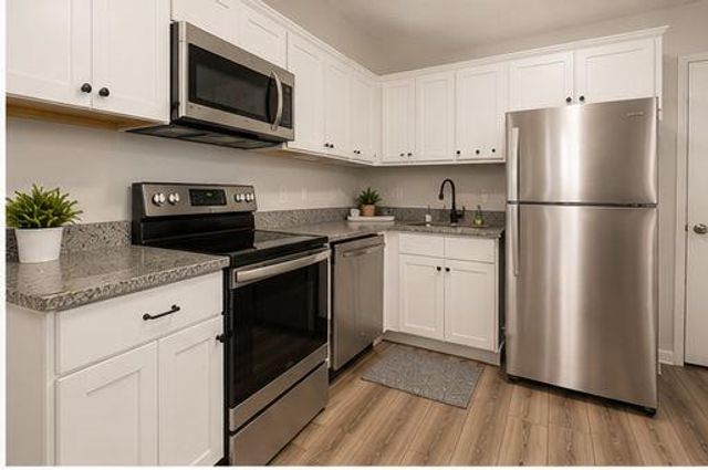 156 Inverness Dr. Drive, Jonesboro, GA 30238