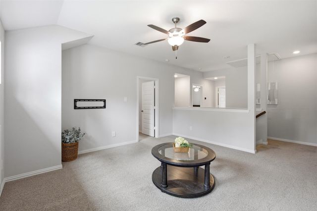 168 Skybranch Drive, Conroe, TX 77304