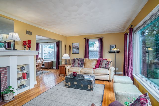2226 Warren Street, Davenport, IA 52804
