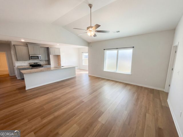 104 Charlie Fuller Road, Grantville, GA 30220