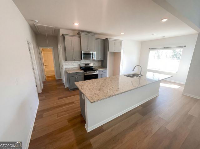 104 Charlie Fuller Road, Grantville, GA 30220