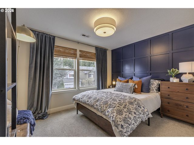 2084 Se 48TH Ave, Hillsboro, OR 97123