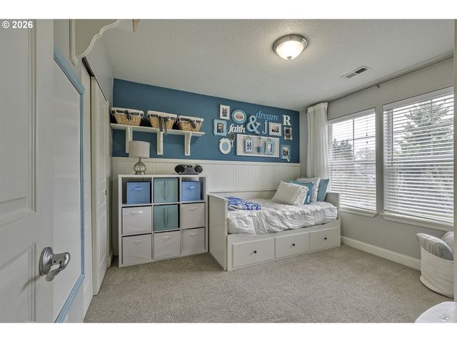 2084 Se 48TH Ave, Hillsboro, OR 97123