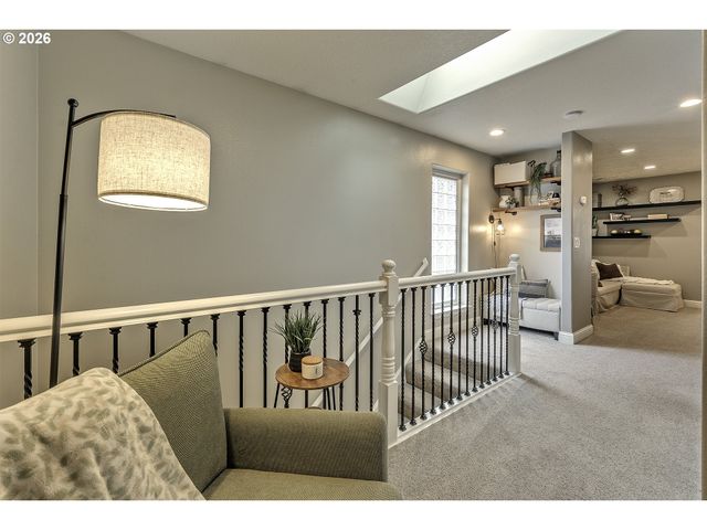 2084 Se 48TH Ave, Hillsboro, OR 97123