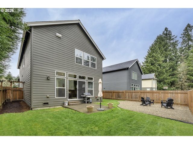 2084 Se 48TH Ave, Hillsboro, OR 97123