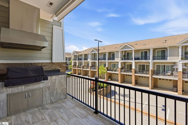 100 S Hudson Street, Greenville, SC 29601