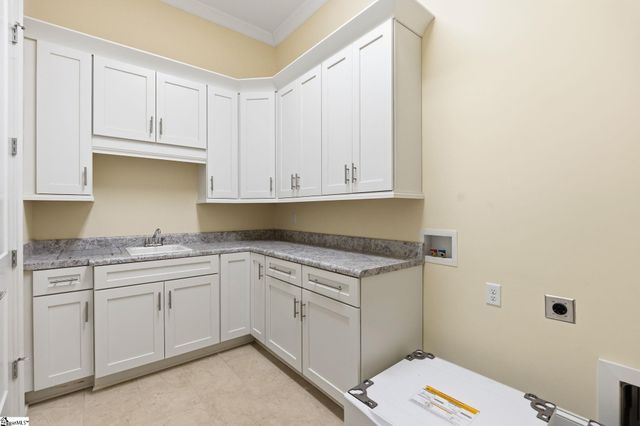 100 S Hudson Street, Greenville, SC 29601