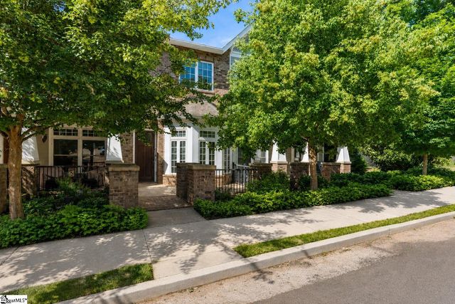 100 S Hudson Street, Greenville, SC 29601