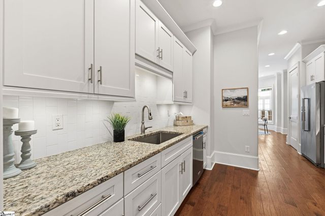 100 S Hudson Street, Greenville, SC 29601