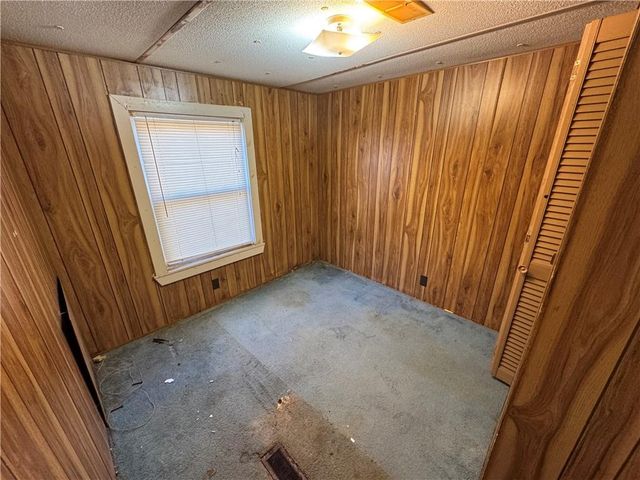 5115 W Holiday SE Court, Acworth, GA 30102