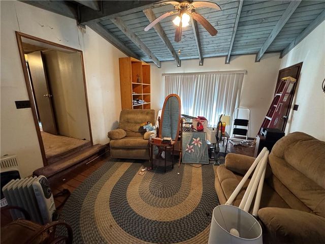 5115 W Holiday SE Court, Acworth, GA 30102