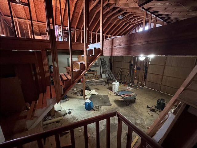 5115 W Holiday SE Court, Acworth, GA 30102