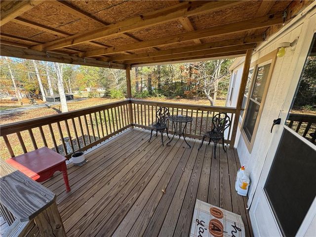 5115 W Holiday SE Court, Acworth, GA 30102