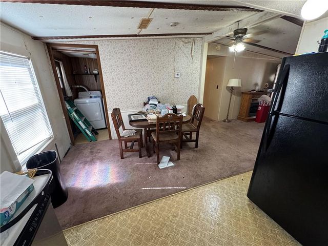 5115 W Holiday SE Court, Acworth, GA 30102