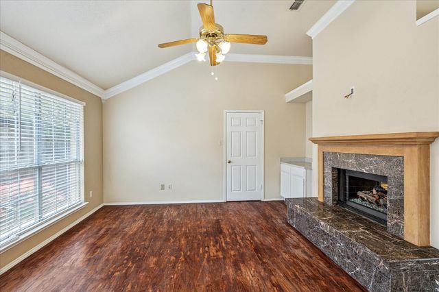 5219 Tennis Villa Drive, Arlington, TX 76017