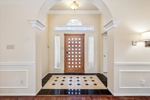 5219 Tennis Villa Drive, Arlington, TX 76017