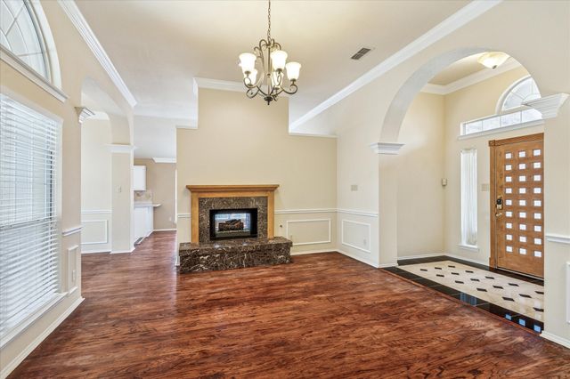 5219 Tennis Villa Drive, Arlington, TX 76017