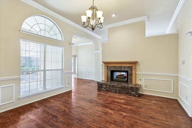 5219 Tennis Villa Drive, Arlington, TX 76017