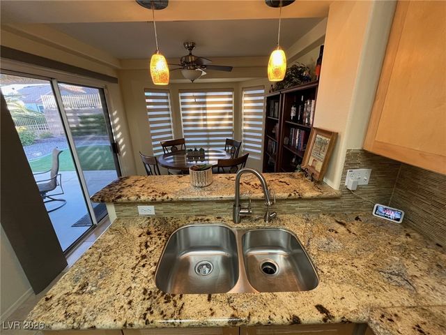 11021 Rackhurst Avenue, Las Vegas, NV 89134