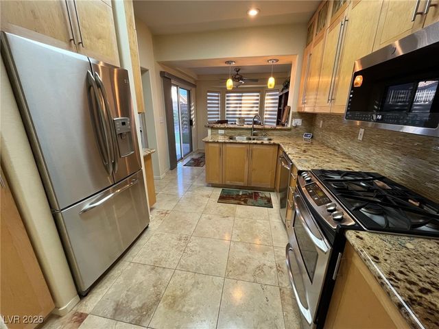 11021 Rackhurst Avenue, Las Vegas, NV 89134