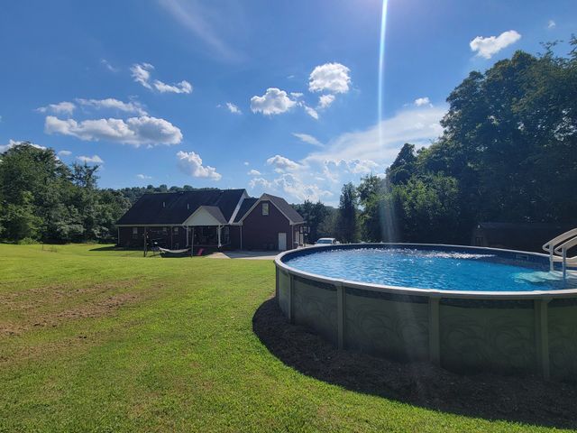 575 Haywood Rd, Pulaski, TN 38478