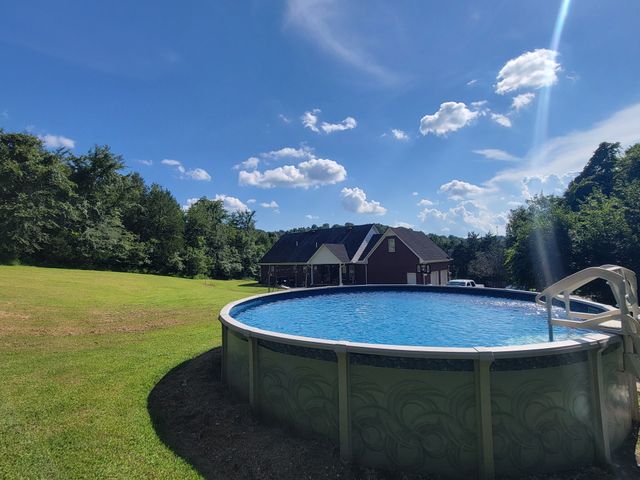 575 Haywood Rd, Pulaski, TN 38478