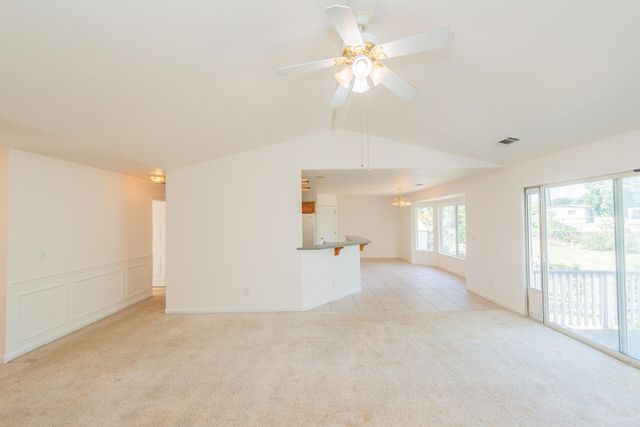 188 Woodcliff Drive, Redding, CA 96003