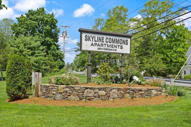 1510 Skyline Dr 12, Lowell, MA 01854