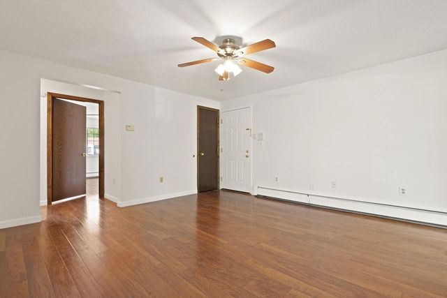 1510 Skyline Dr 12, Lowell, MA 01854