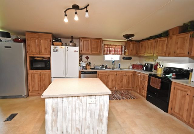 374 W Farm Road 1567 W, Yantis, TX 75497