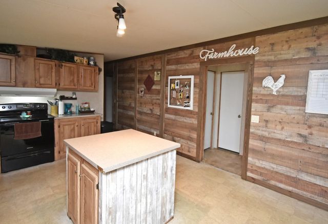 374 W Farm Road 1567 W, Yantis, TX 75497
