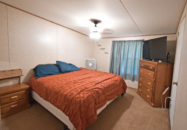 374 W Farm Road 1567 W, Yantis, TX 75497