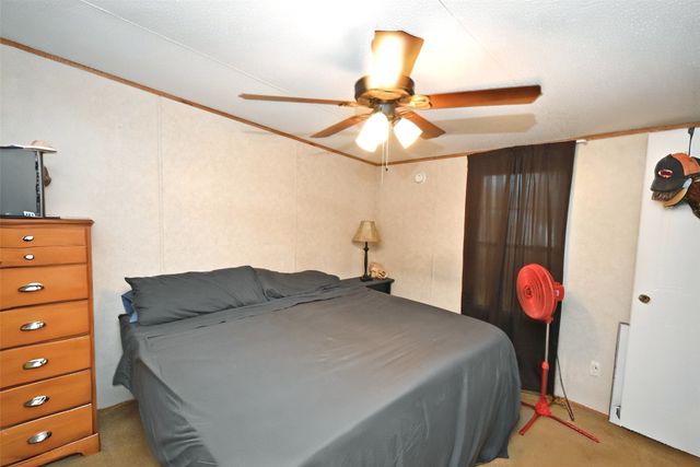 374 W Farm Road 1567 W, Yantis, TX 75497