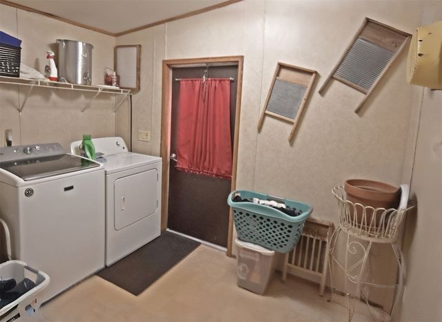 374 W Farm Road 1567 W, Yantis, TX 75497
