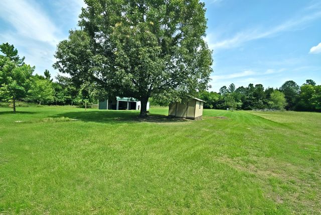 374 W Farm Road 1567 W, Yantis, TX 75497