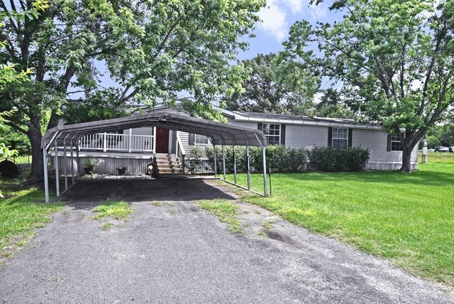 374 W Farm Road 1567 W, Yantis, TX 75497