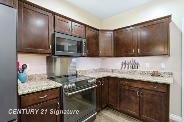 4392 Winterwood Lane, Saginaw, MI 48603