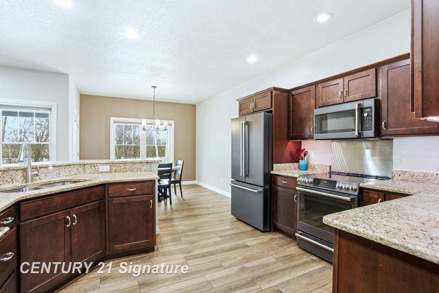 4392 Winterwood Lane, Saginaw, MI 48603