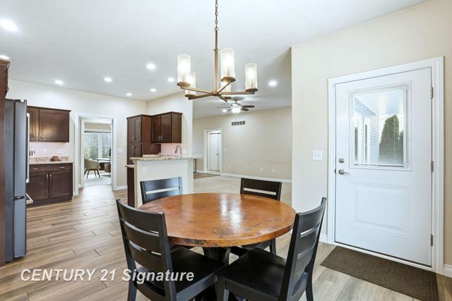 4392 Winterwood Lane, Saginaw, MI 48603